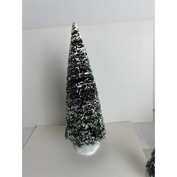 Dept. 56 Christmas Tree Village Bottle Brush 5 Trees Rounded Triangular Shaped - Picture 2 of 9